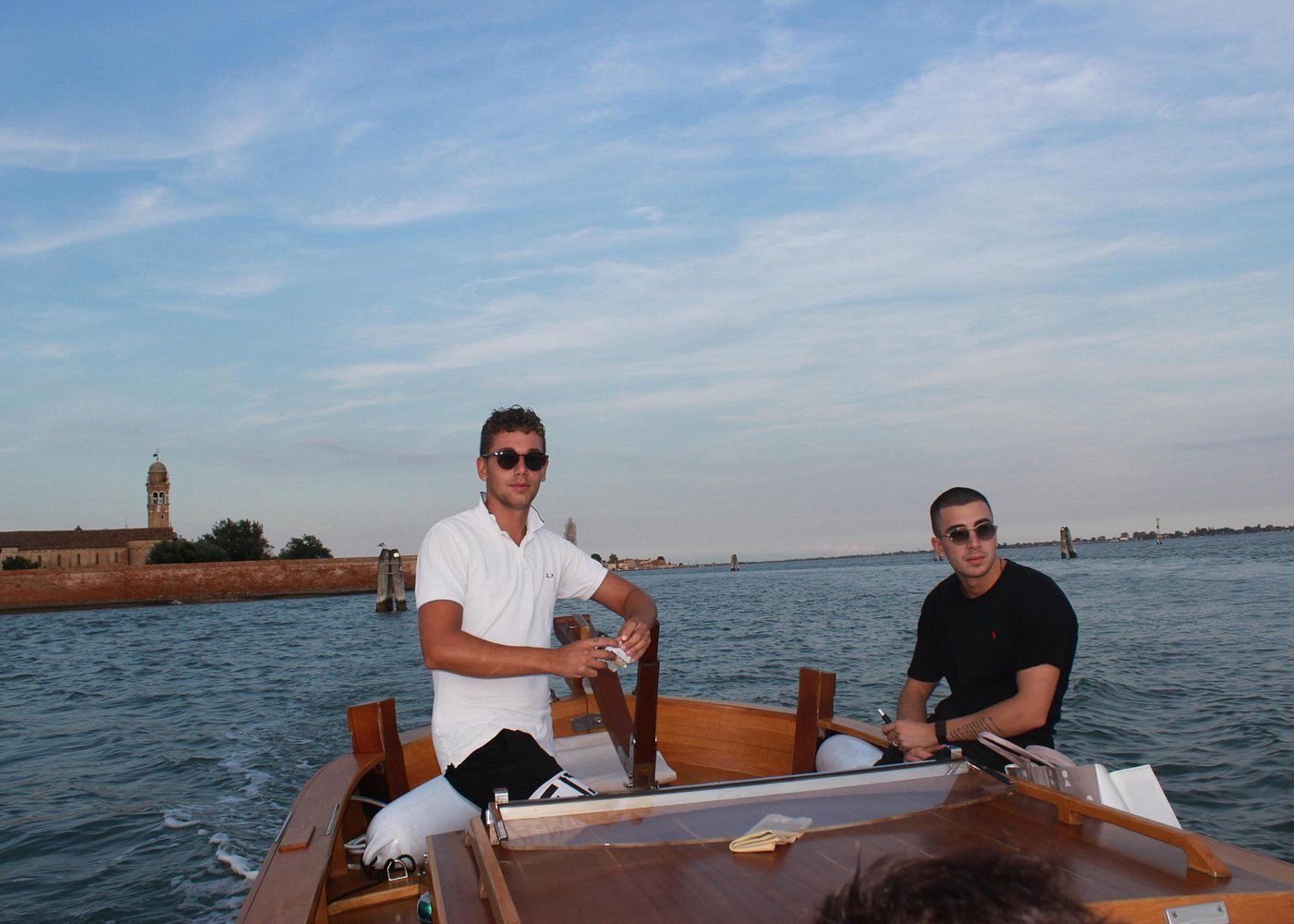 Explore Murano Burano and Torcello in Bragozzo Island Tour - Image 3